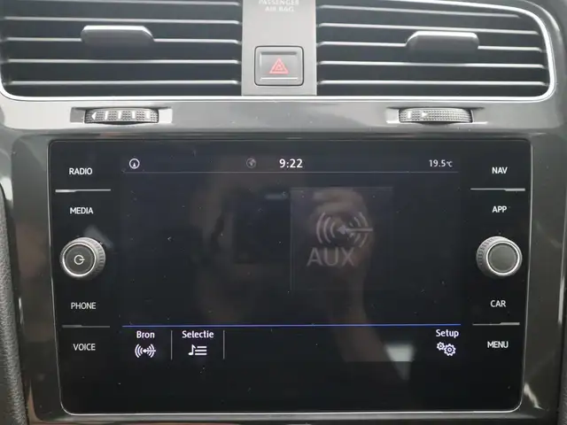 Volkswagen Golf view 29