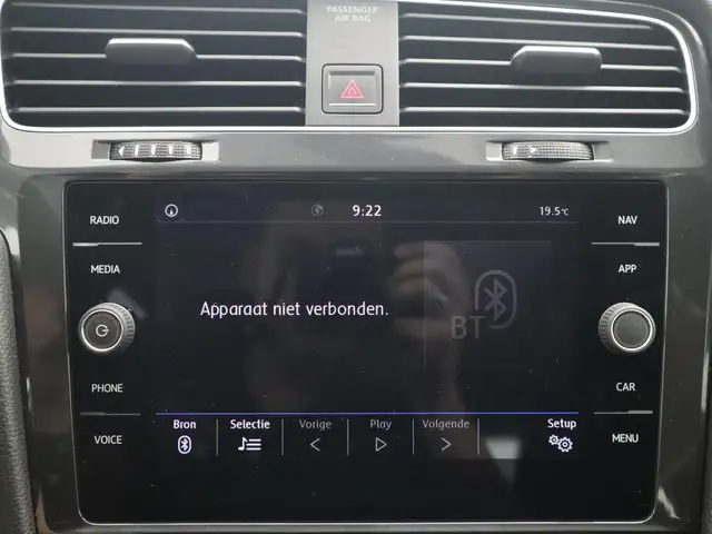 Volkswagen Golf view 28