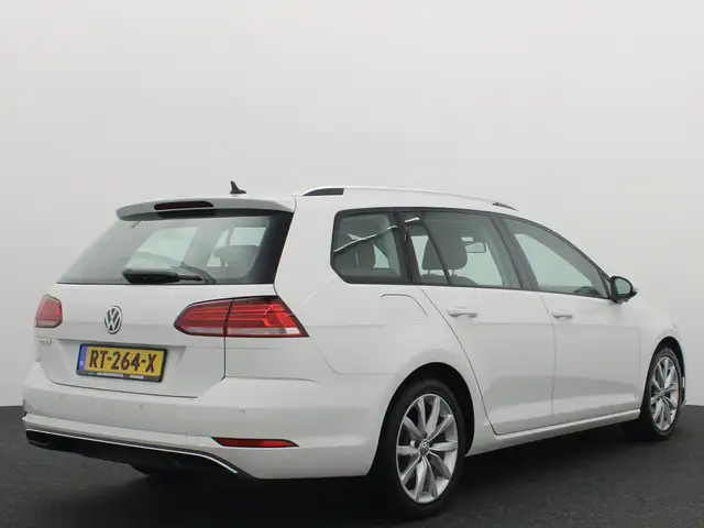 Volkswagen Golf view 18