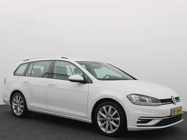 Volkswagen Golf view 20