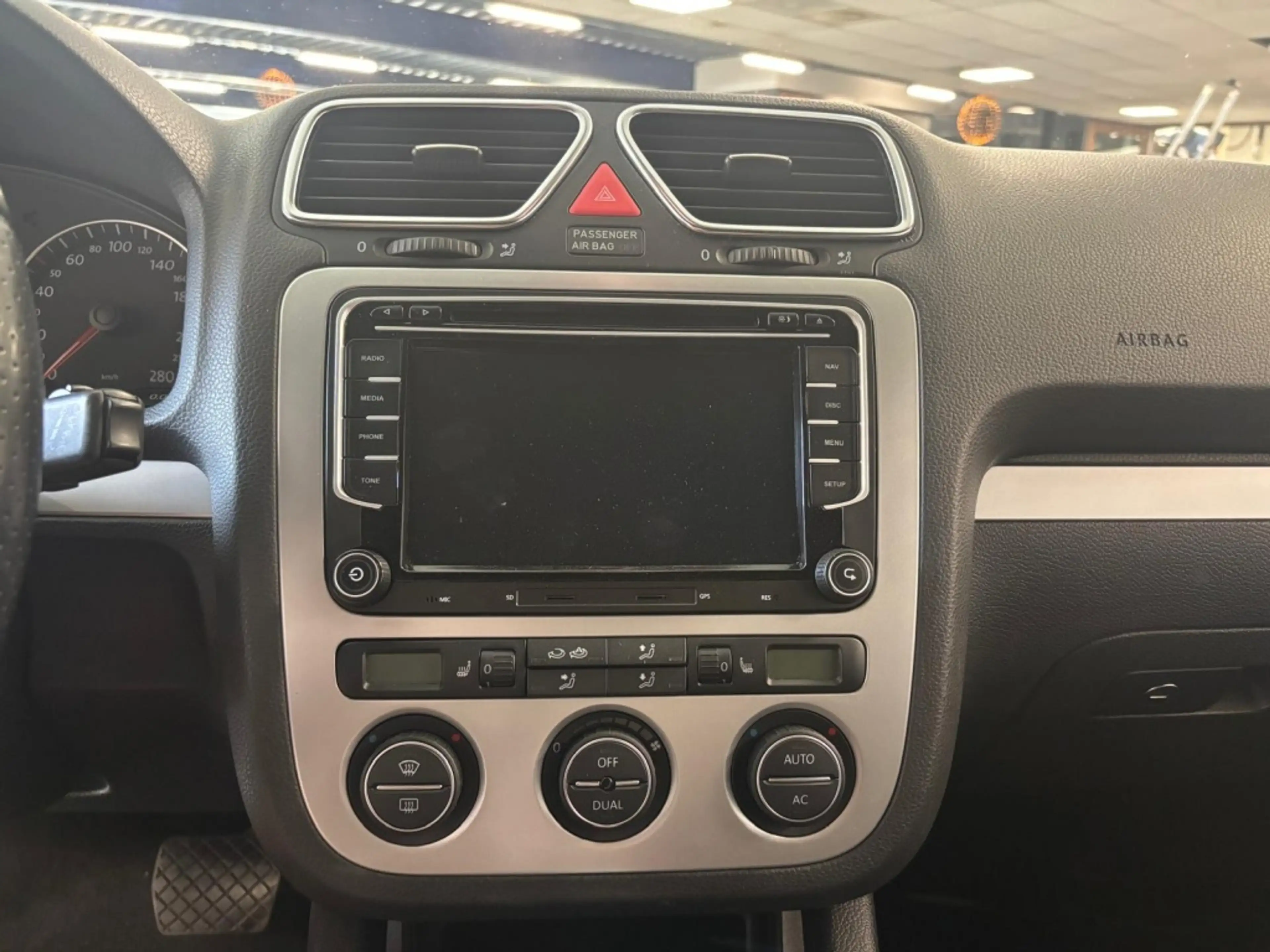 Volkswagen Scirocco 2.0 TSI AUTOMAAT — photo 13