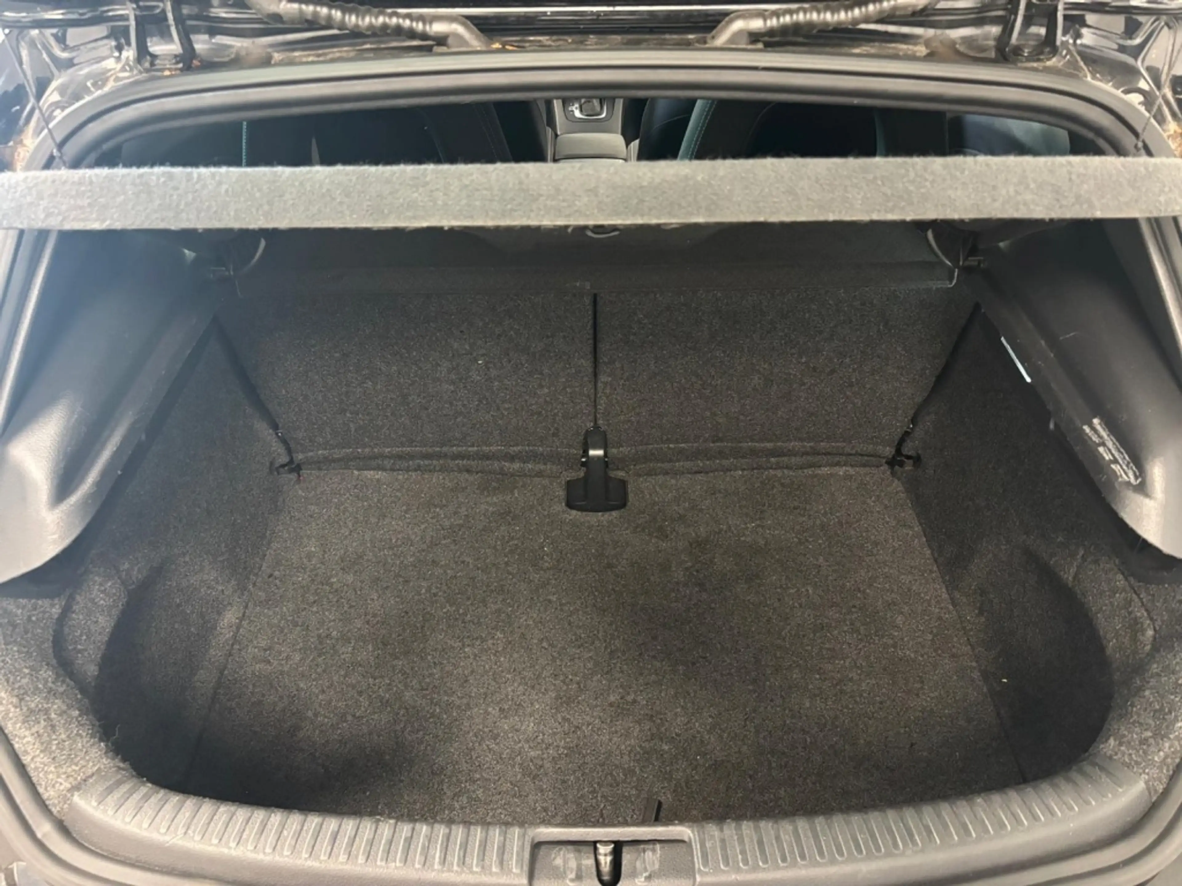 Volkswagen Scirocco 2.0 TSI AUTOMAAT — photo 7