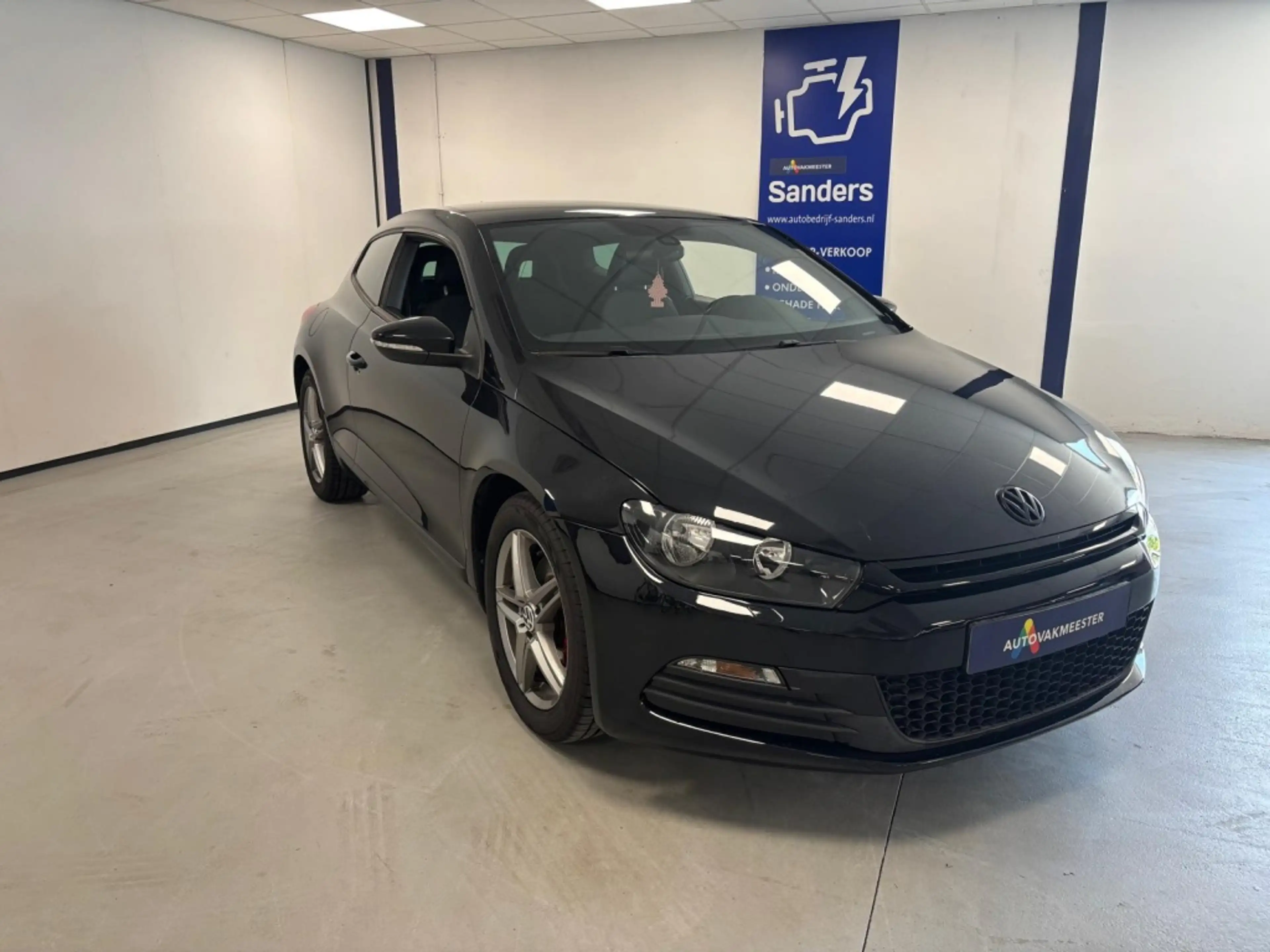 Volkswagen Scirocco 2.0 TSI AUTOMAAT — photo 2