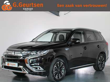 Mitsubishi Outlander 2.4 PHEV Intense+, Trekhaak, Camera, DAB, Stuur/St