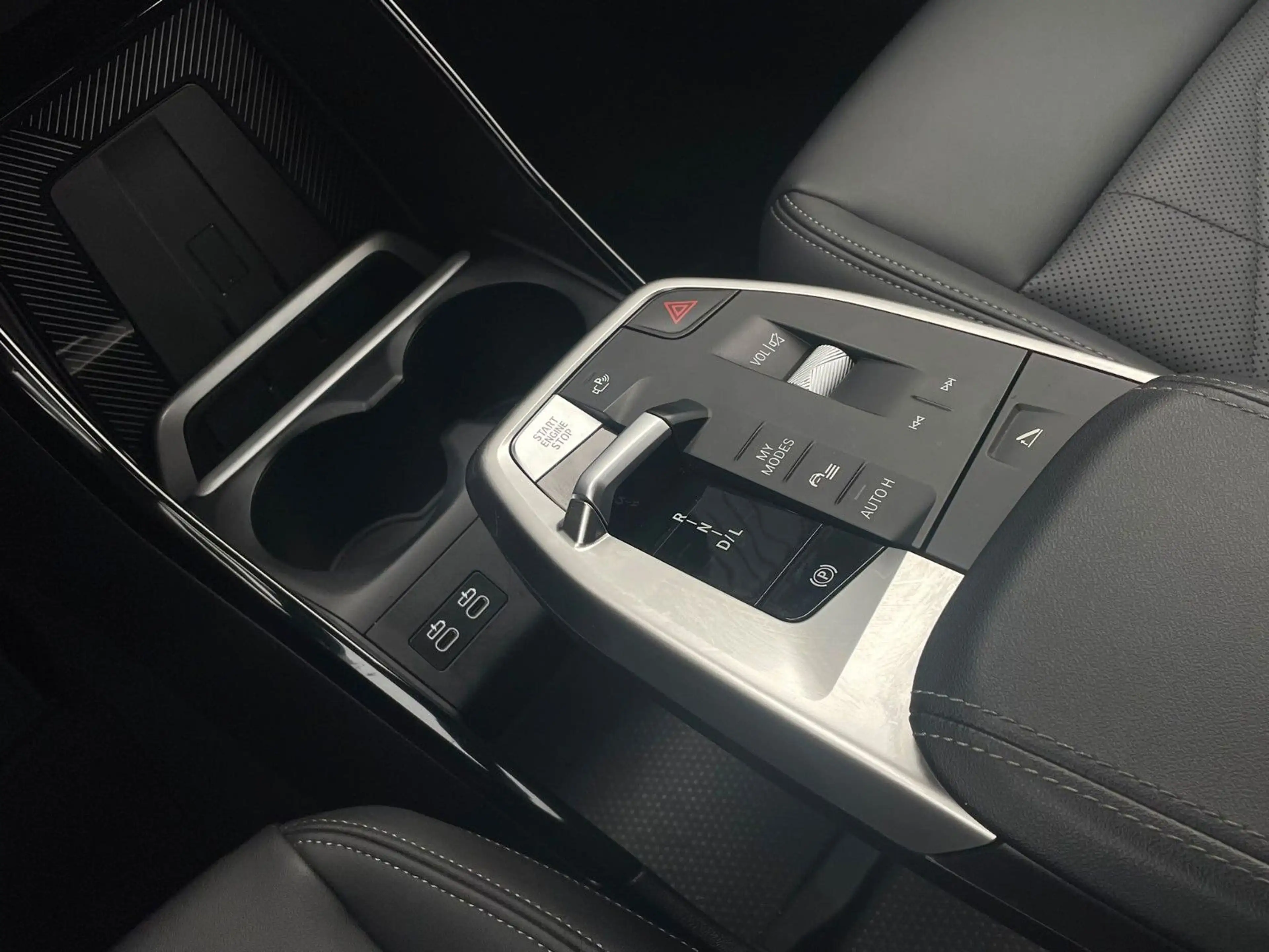 BMW 218 i Active Tourer Luxury Line /Kamera/AdapLED — photo 15