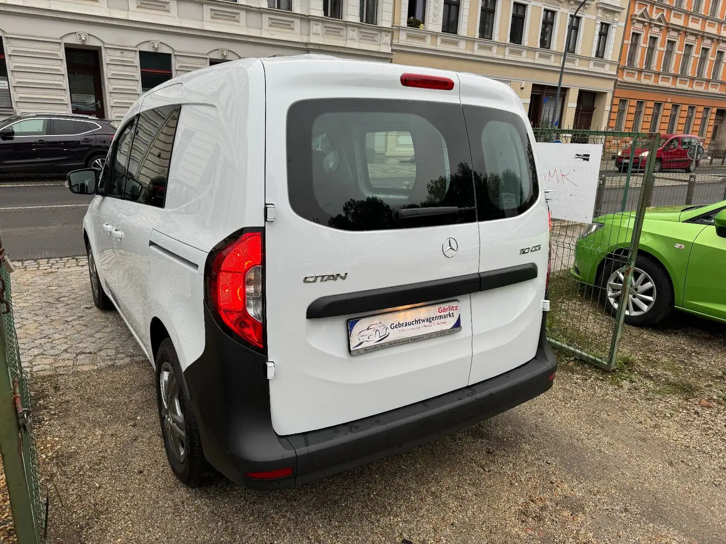 Mercedes-Benz Citan 110 CDI 8-fach bereift PDC vorne & hinten Weiß - 2