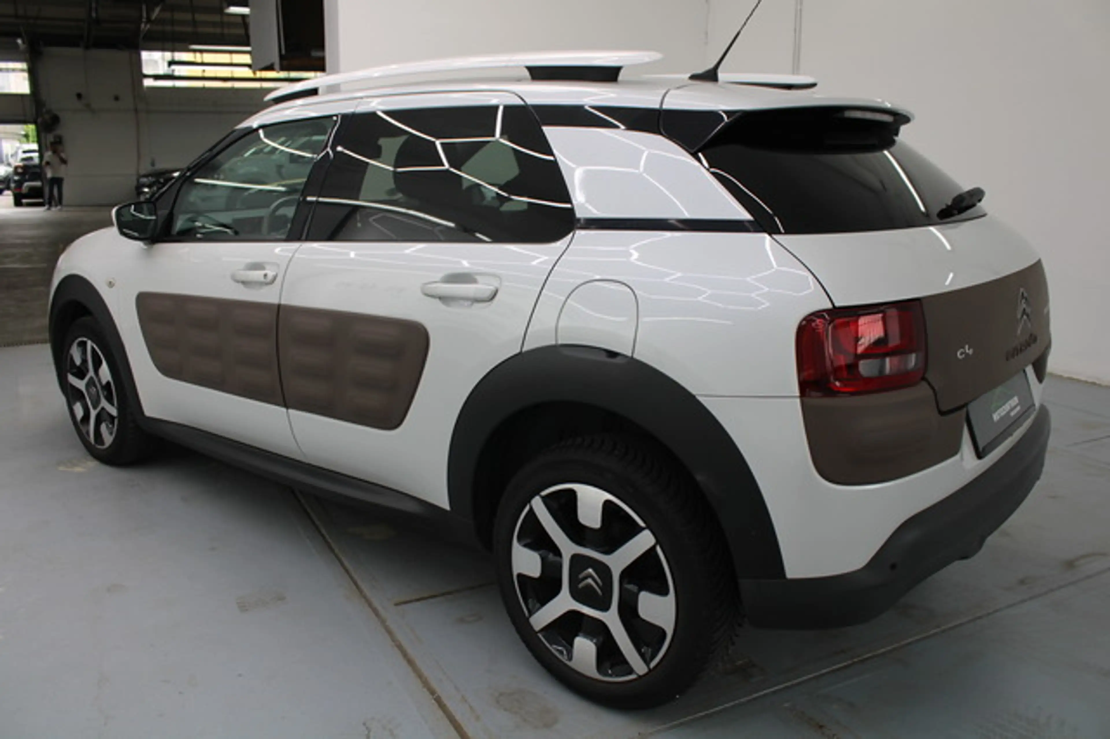 Citroen C4 Cactus Navi/Panorama/Kamera/Scheckheft/SHZ — photo 3