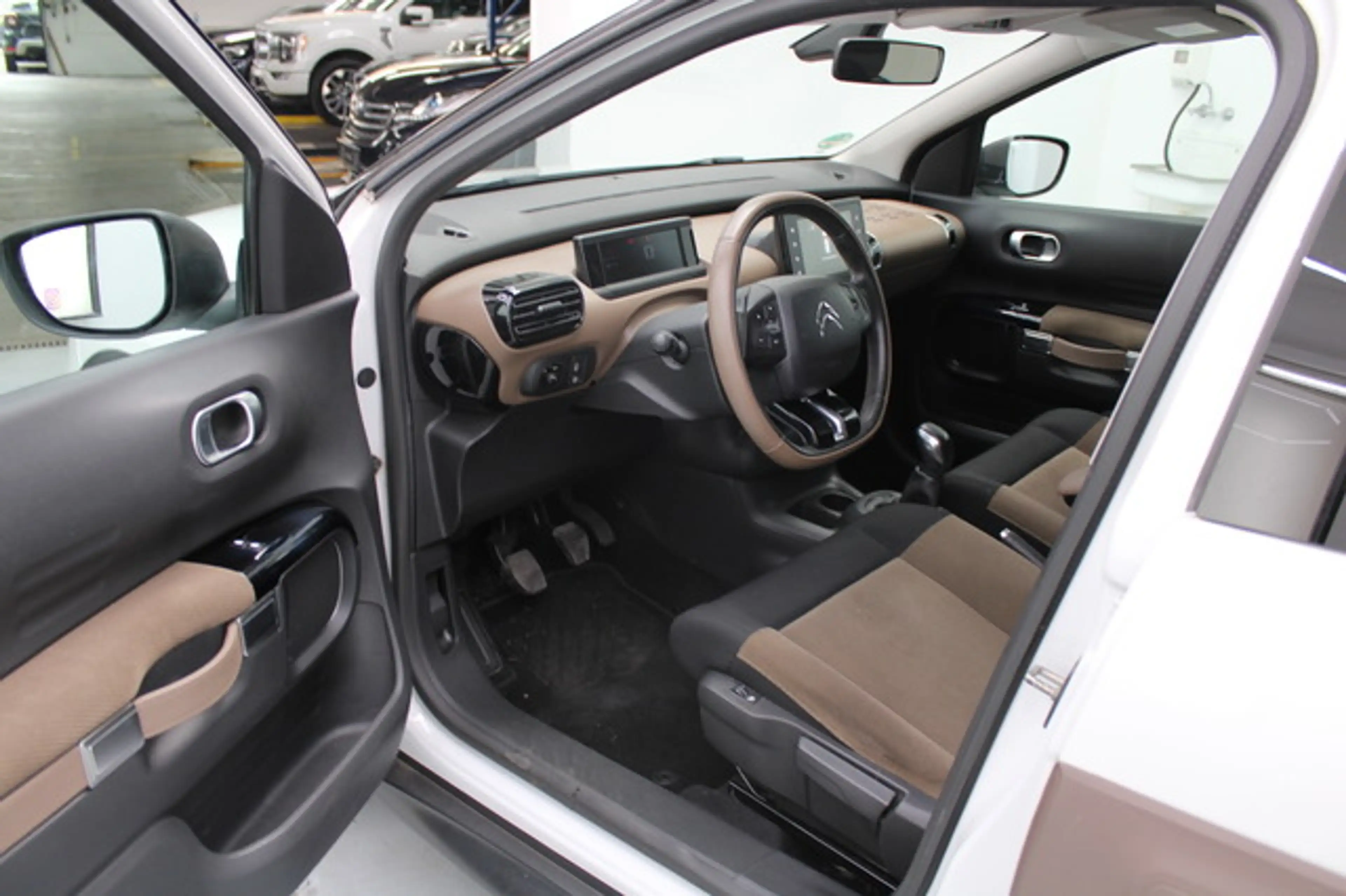 Citroen C4 Cactus Navi/Panorama/Kamera/Scheckheft/SHZ — photo 12