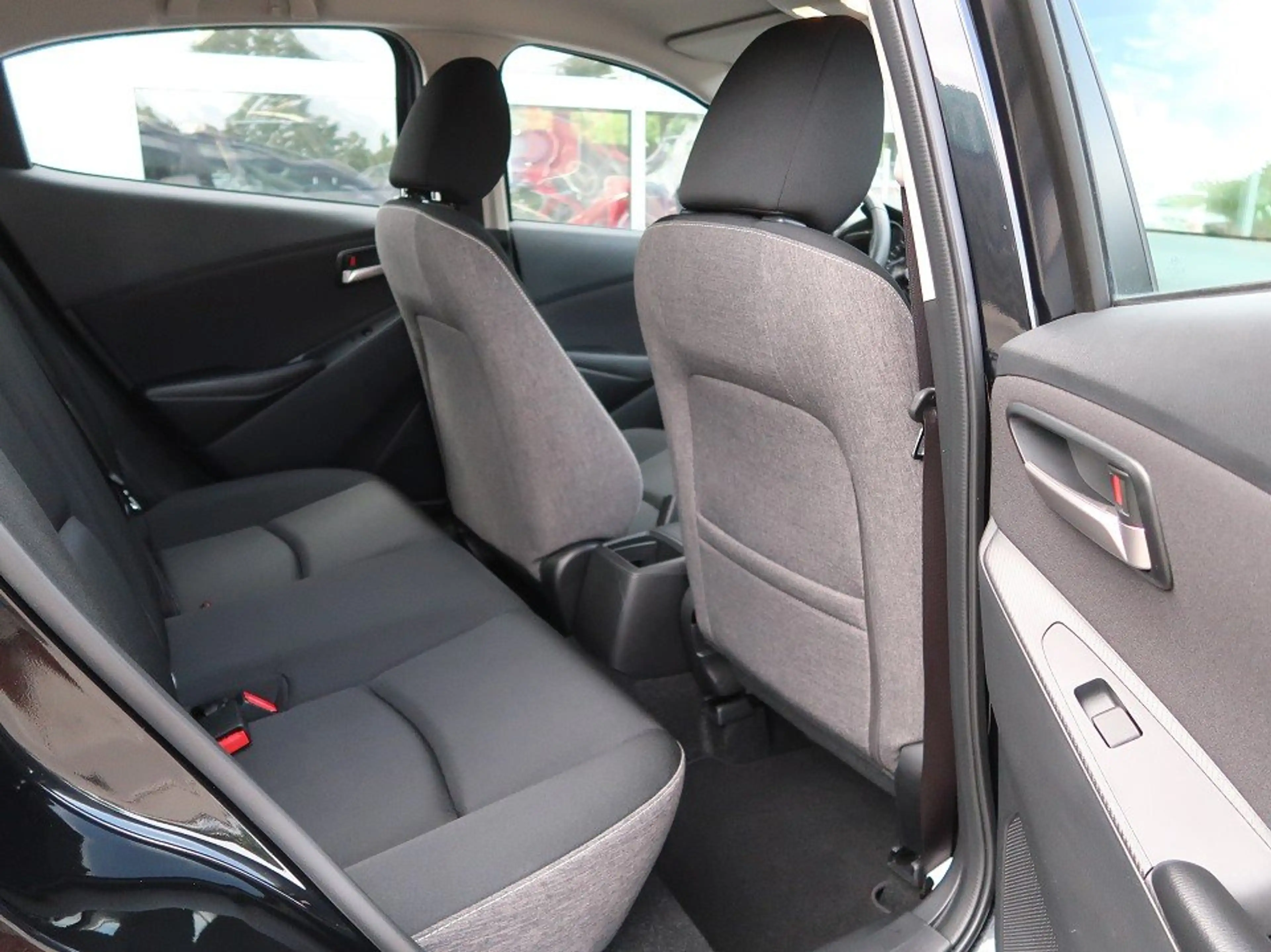 Mazda 2 Lim. *Garantie 03/2030*1. Hand*Bestzustand* Center — photo 30