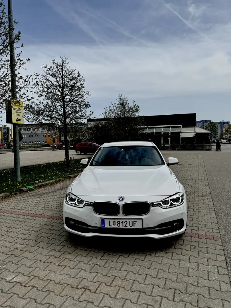 BMW 320 320i Sport Line - 1
