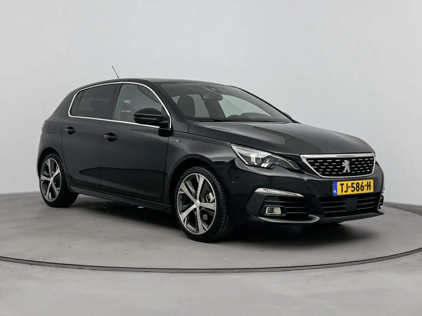 Peugeot 308 1.2 130pk GT-line | Pano dak | Camera | Luxe uitvo Zwart - 2