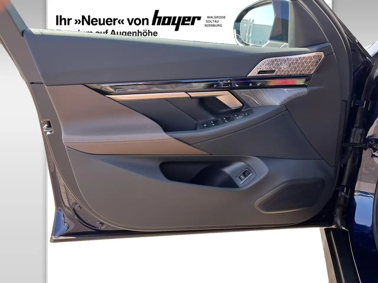 BMW 550 e xDrive Limousine DAB LED Parkassistent 11