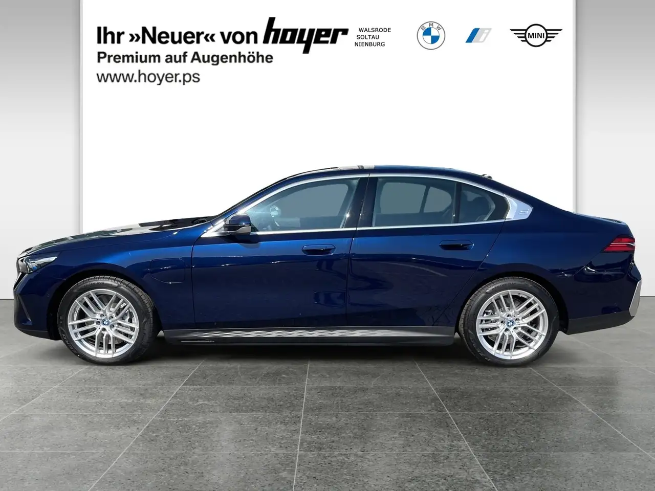 BMW 550 e xDrive Limousine DAB LED Parkassistent 3