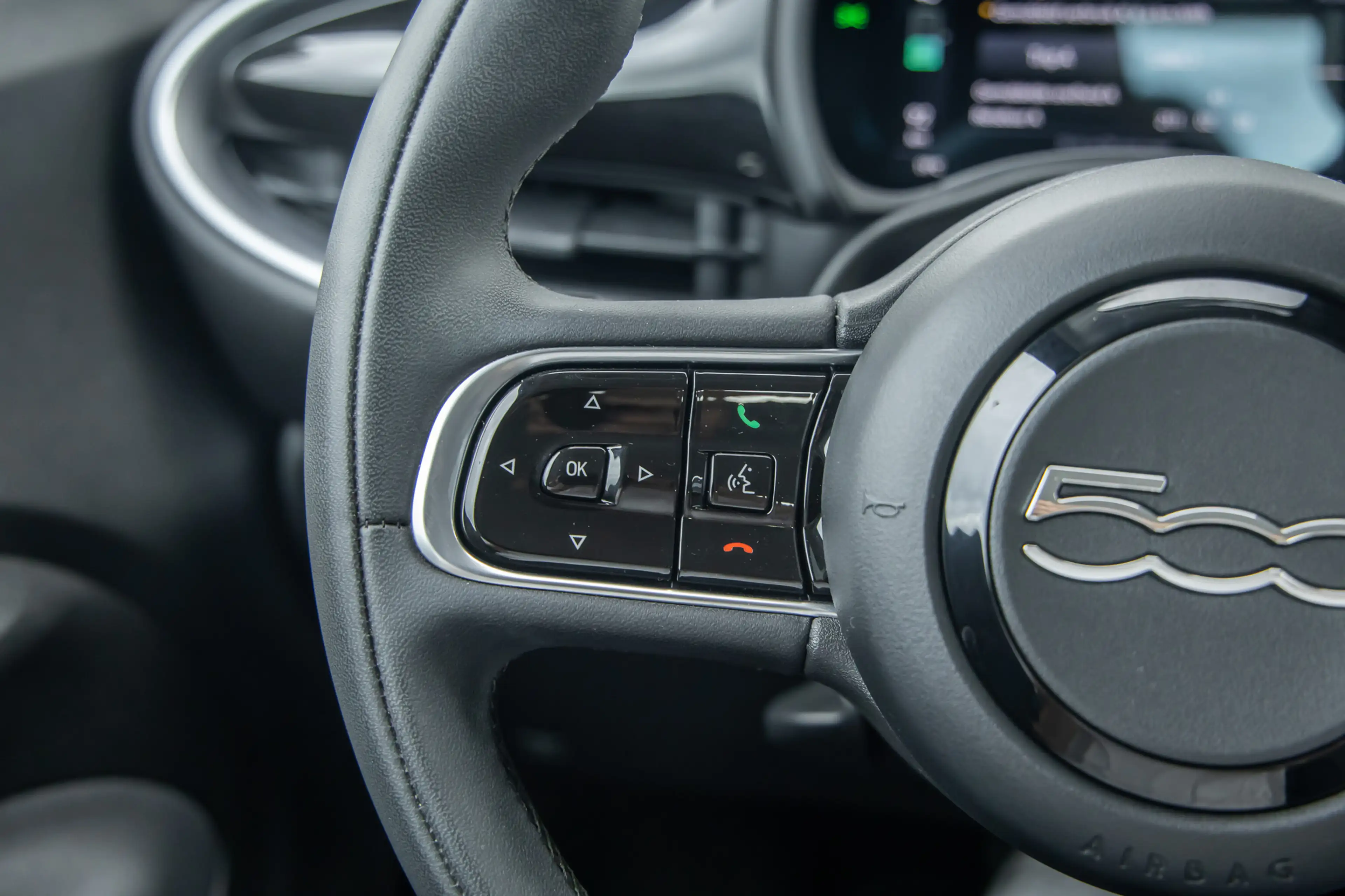 Fiat 500e Icon 42kWh NLAuto Stoelverwarming | Camera | Carpl — photo 11
