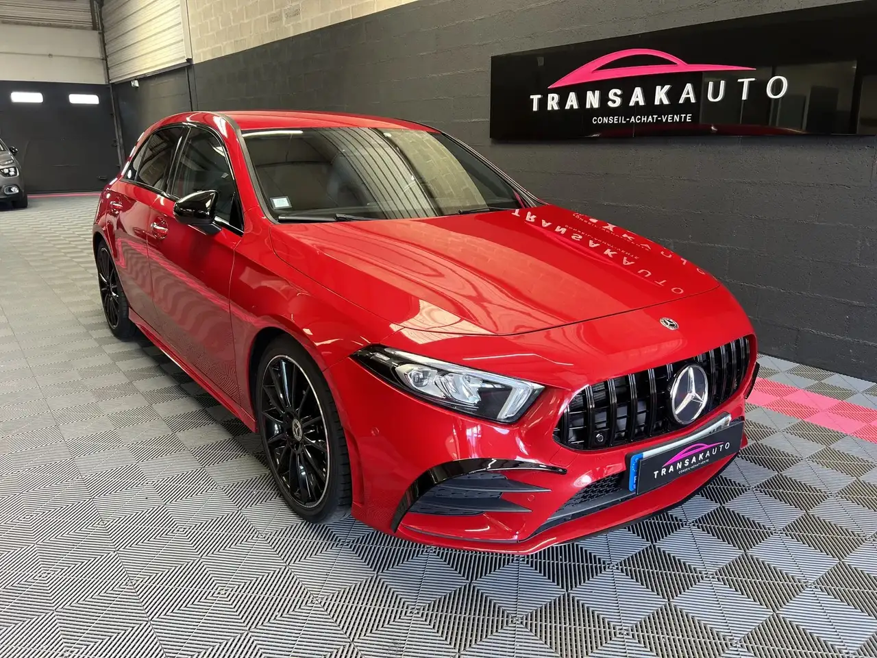 Mercedes-Benz A 180