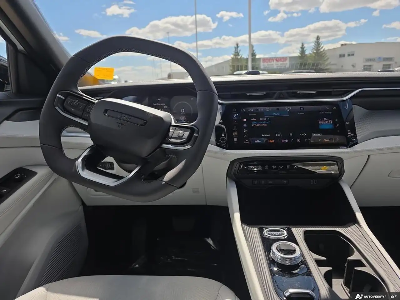 Jeep Cherokee снимка Jeep Cherokee