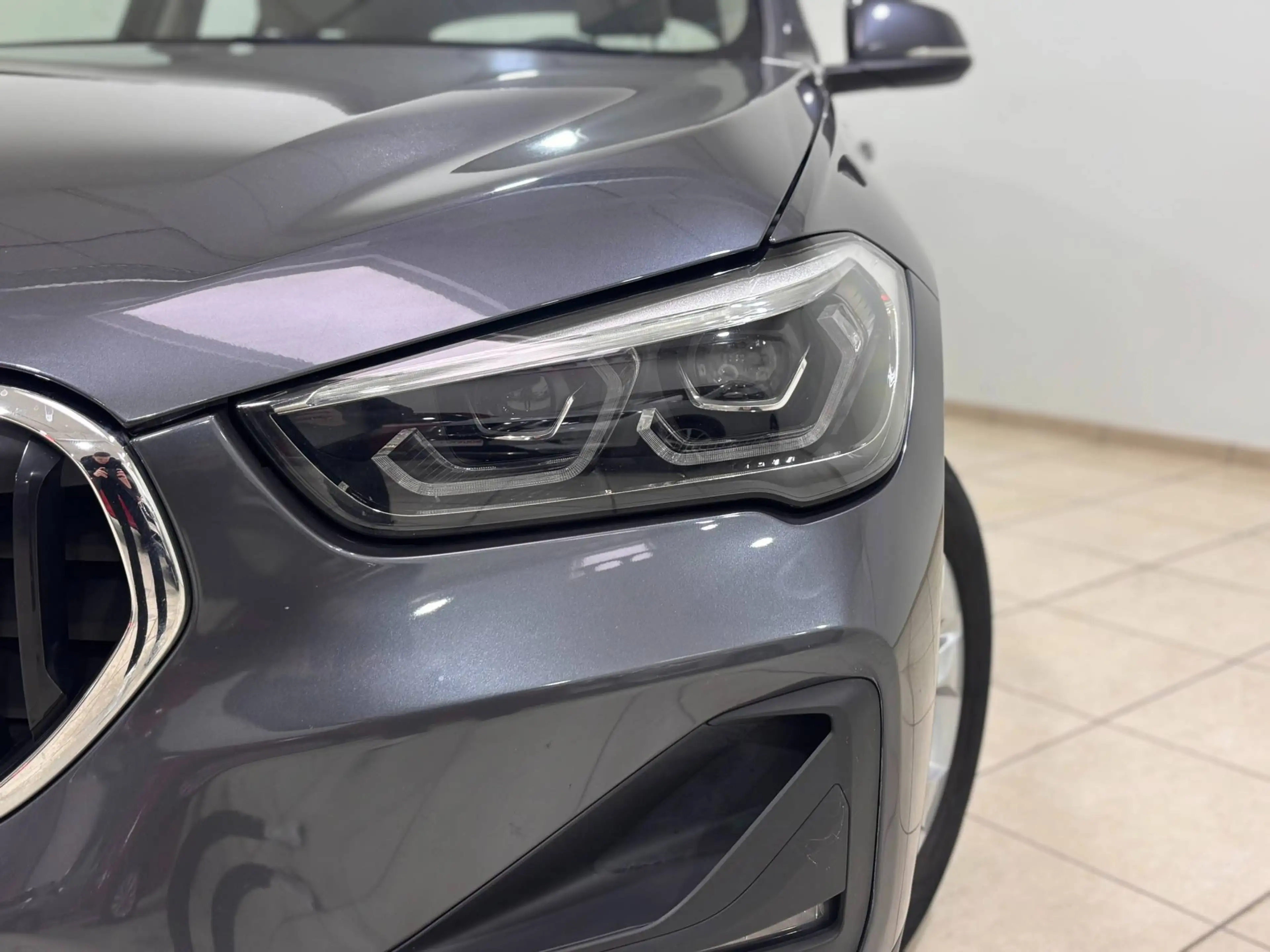 BMW X1 1.5iA xDrive25e PHEV *NAVI*CAMERA*CLIM*CAPTEURS* — photo 4