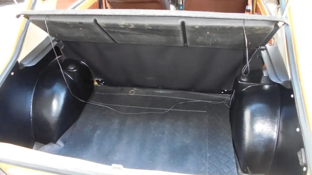 Zastava GT 55 4-Gang, Audioanlage,2-Außenspiegel, foto 12