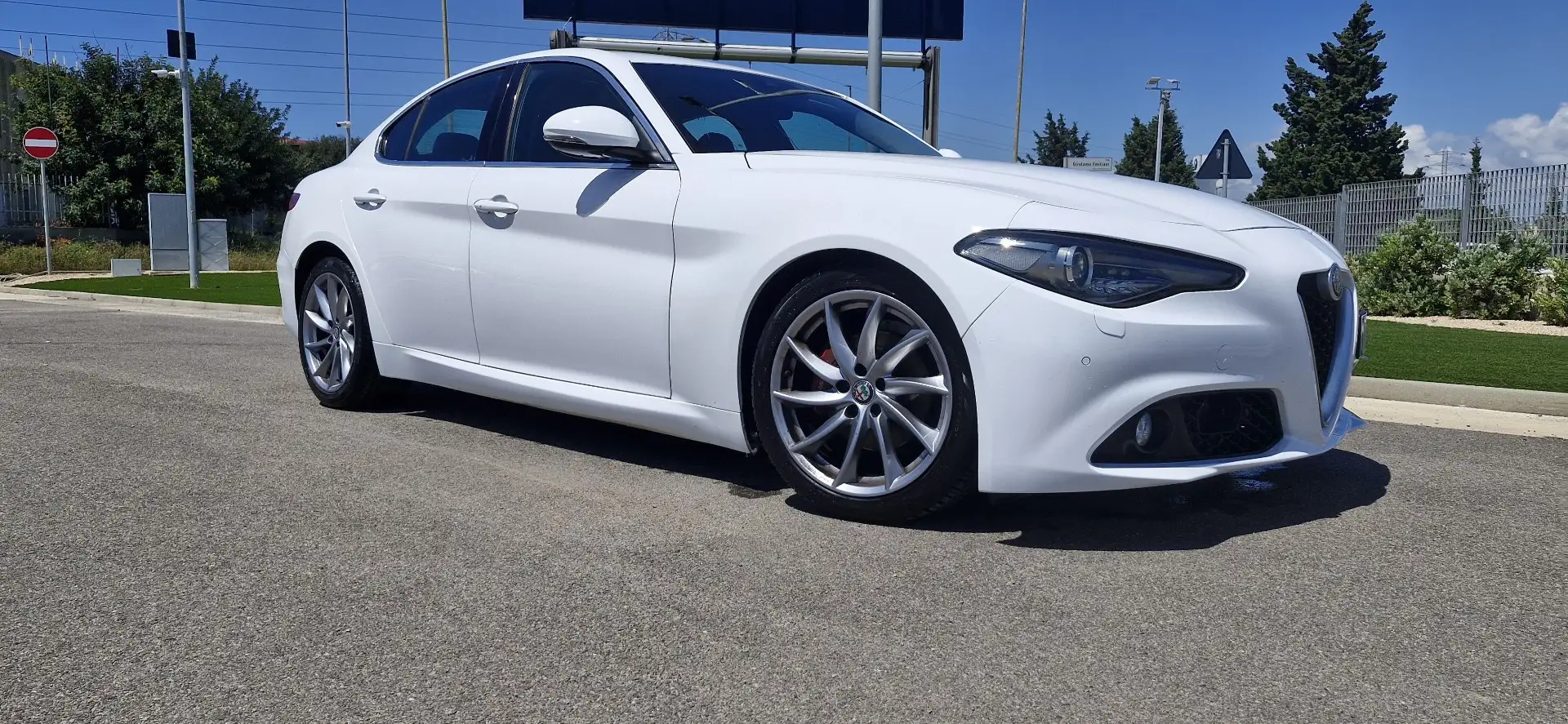 Alfa Romeo Giulia 2.2 t 150cv - 1