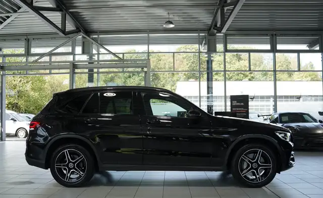 Mercedes-Benz GLC view 6