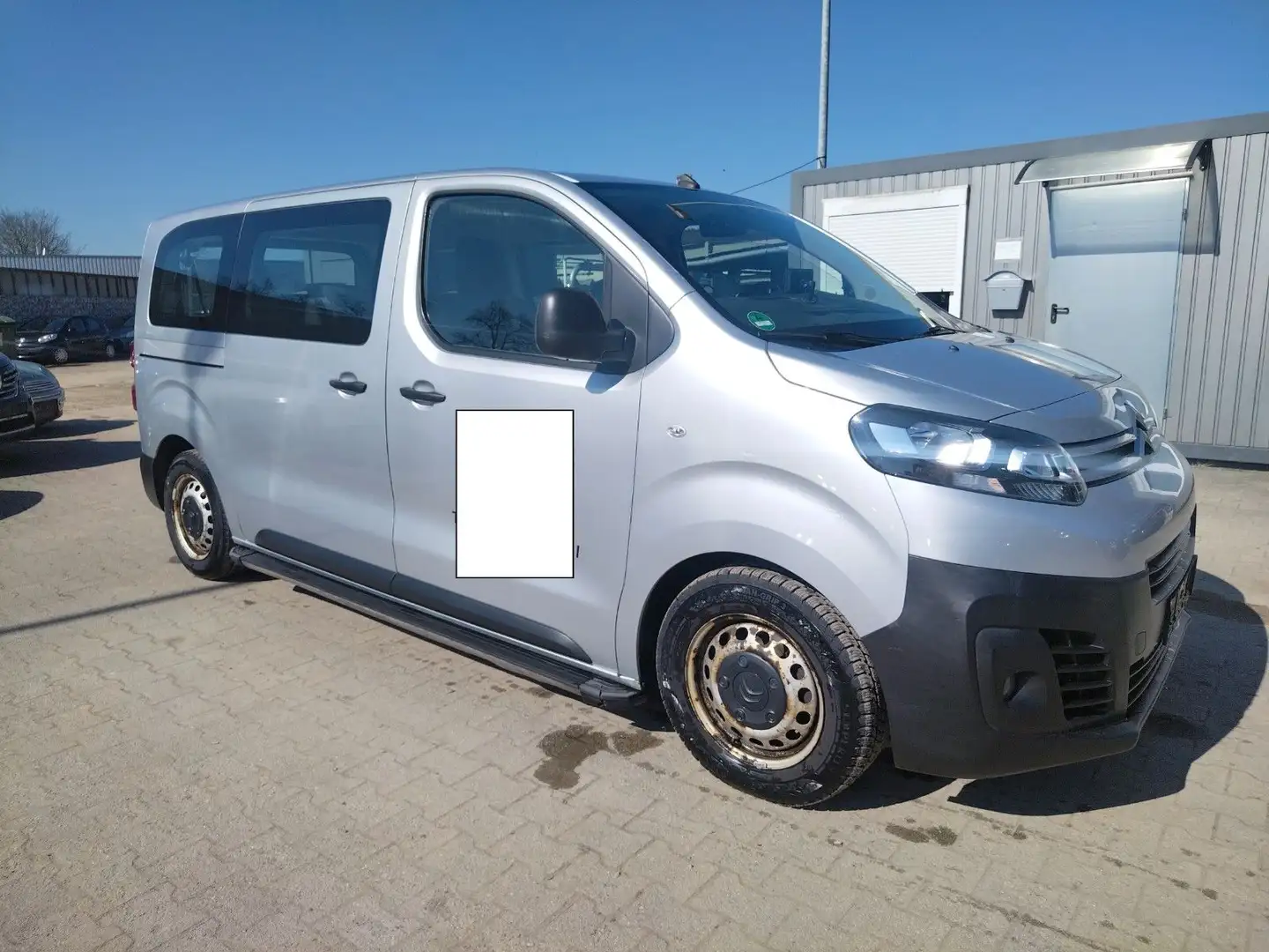 Citroen Jumpy Kombi M L2 +8 SITZER+KLIMA+CAM+AHK+EURO 6 Grau - 1