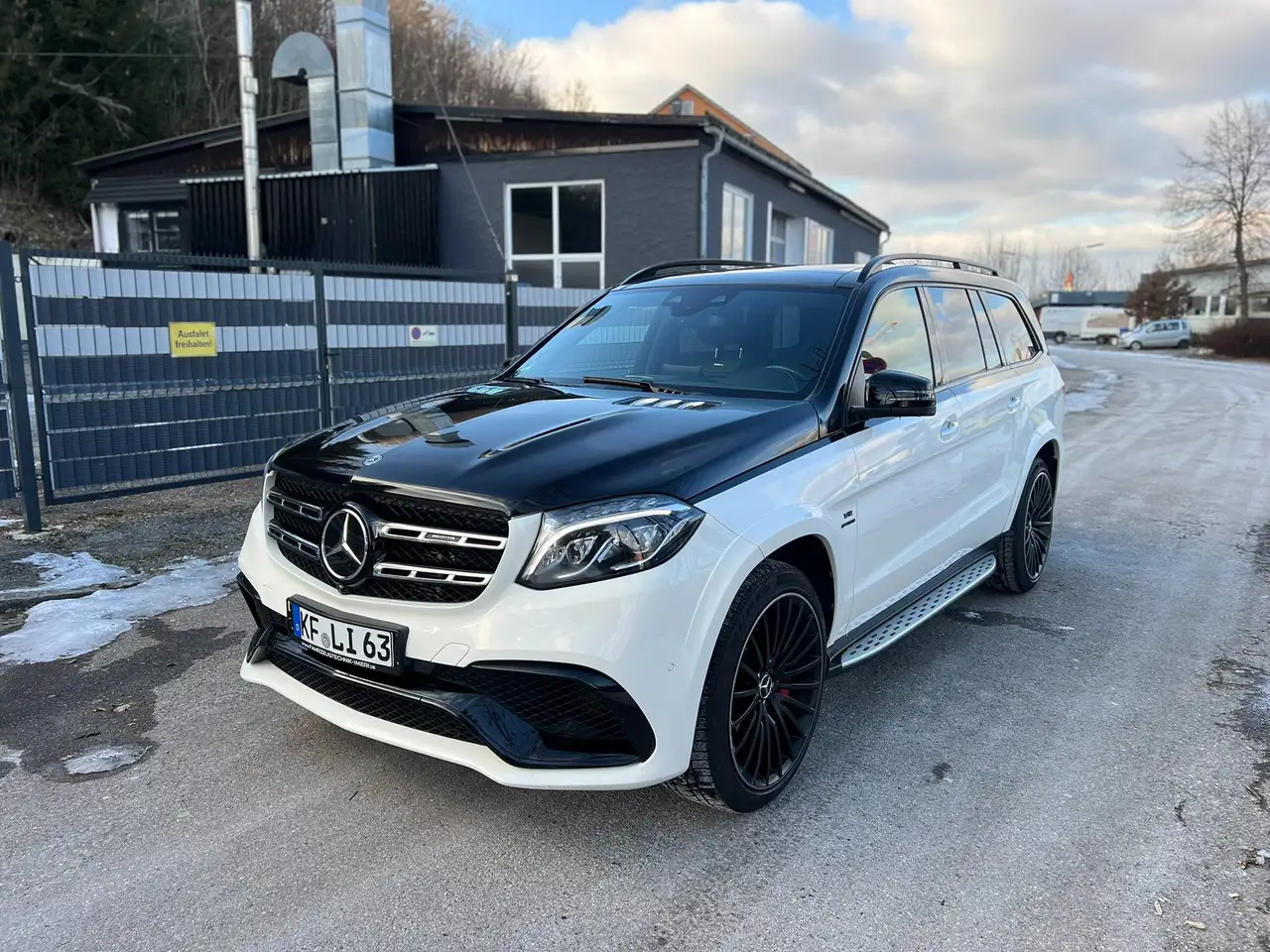 Mercedes-Benz GLS 63 AMG