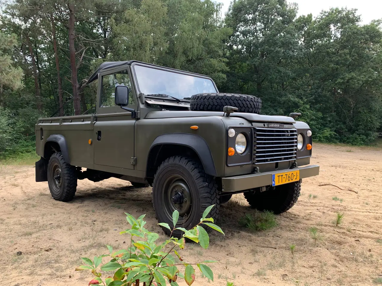 Land Rover Defender 110 One-Ten 2.25 Petrol, foto 3