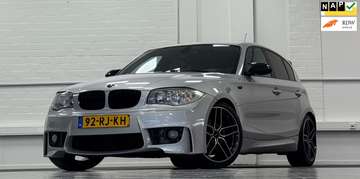 1-serie 118i High Executive 18"LM velgen Rijdt en