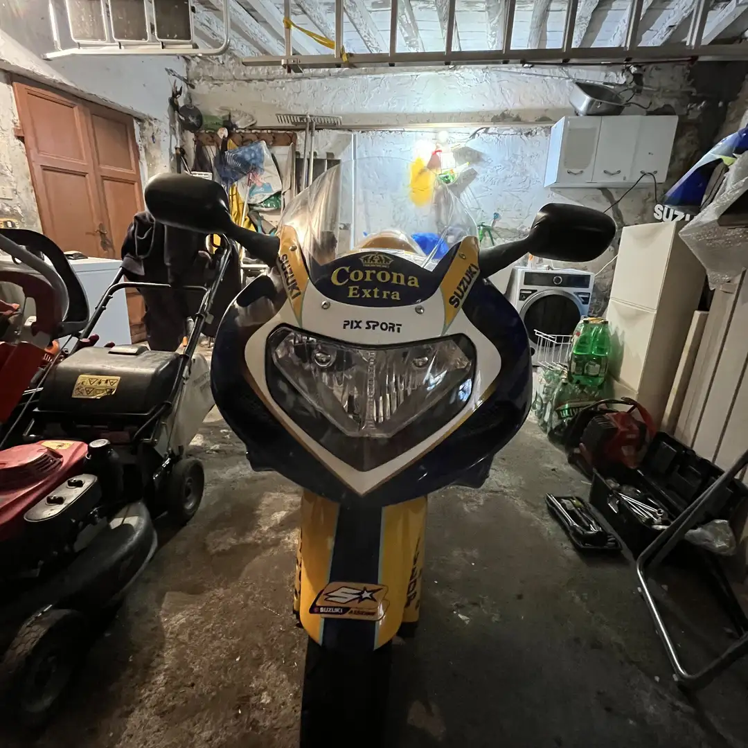 Suzuki GSX-R 600 movistar - 2