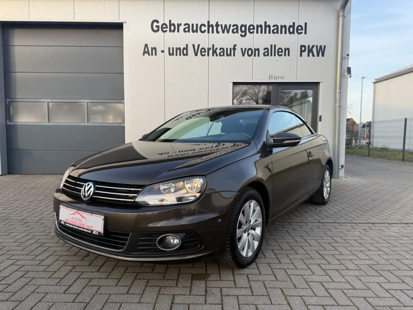 Volkswagen Eos 2.0 TD*SHZ*PDC*SCHECKHEFT*TEMPOMAT - 2