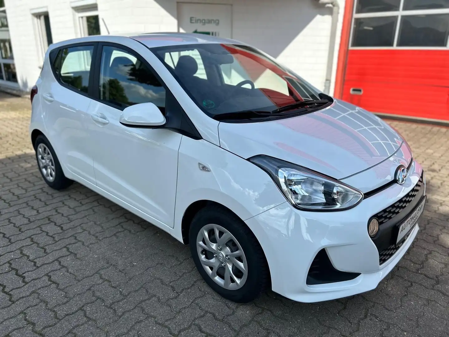 Hyundai i10 Trend/KLIMA/APPLE CARPLAY/TEMP/FREISPRECH Weiß - 2