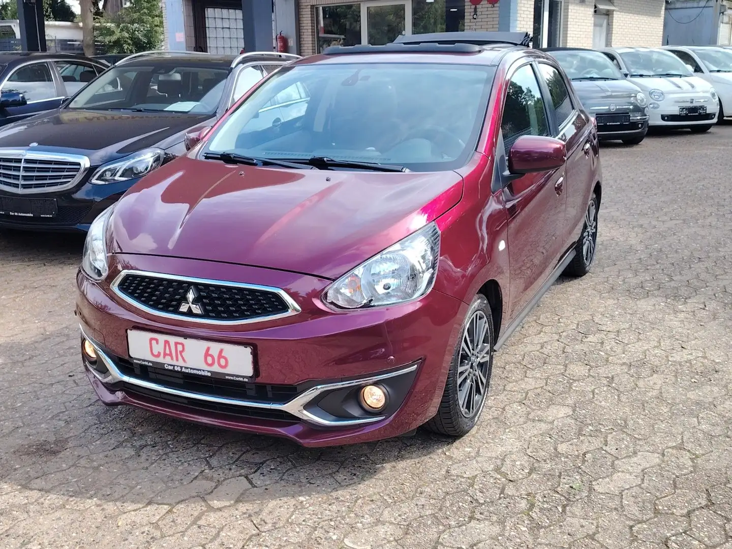 Mitsubishi Space Star Edition 100+/ Faltdach / Kamera / Rot - 1
