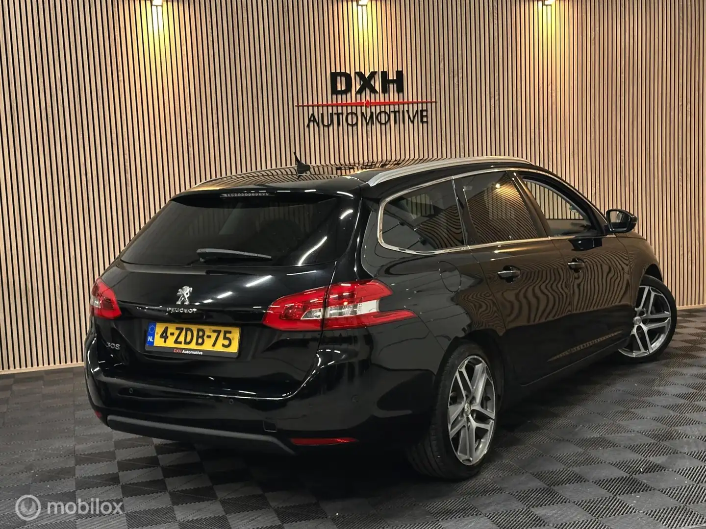 Peugeot 308 SW 1.6 THP Allure PANO DENON LEDER XENON CAMERA Zwart - 2