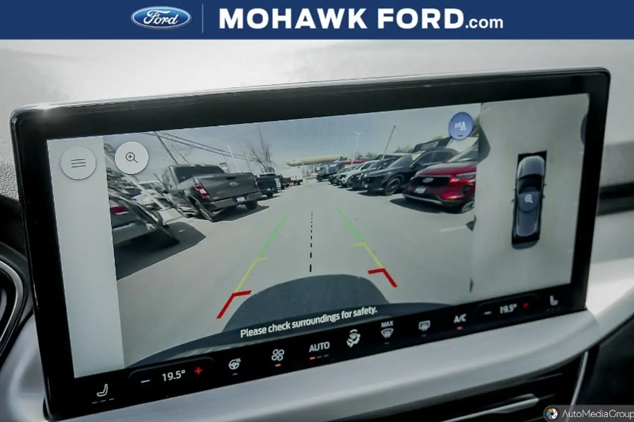 Ford Escape photo Ford Escape