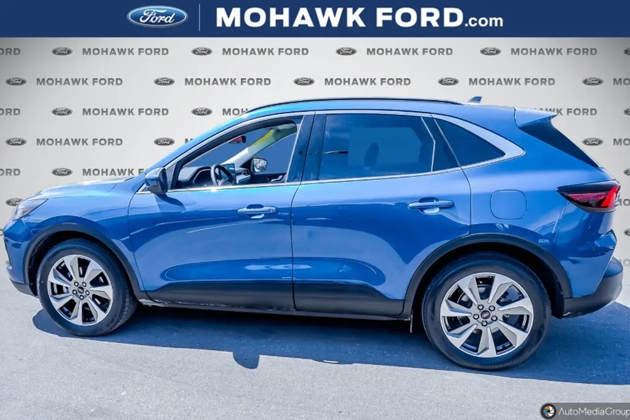 Ford Escape photo Ford Escape