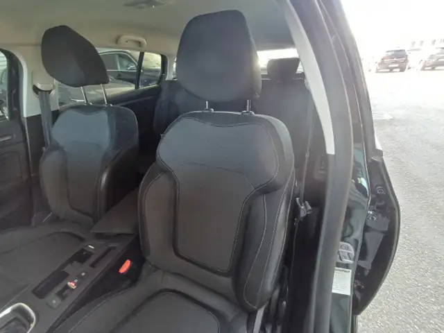 Renault Megane view 9