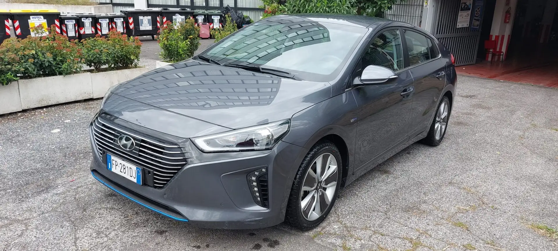 Hyundai IONIQ 1.6 hybrid Classic 6dct - 1