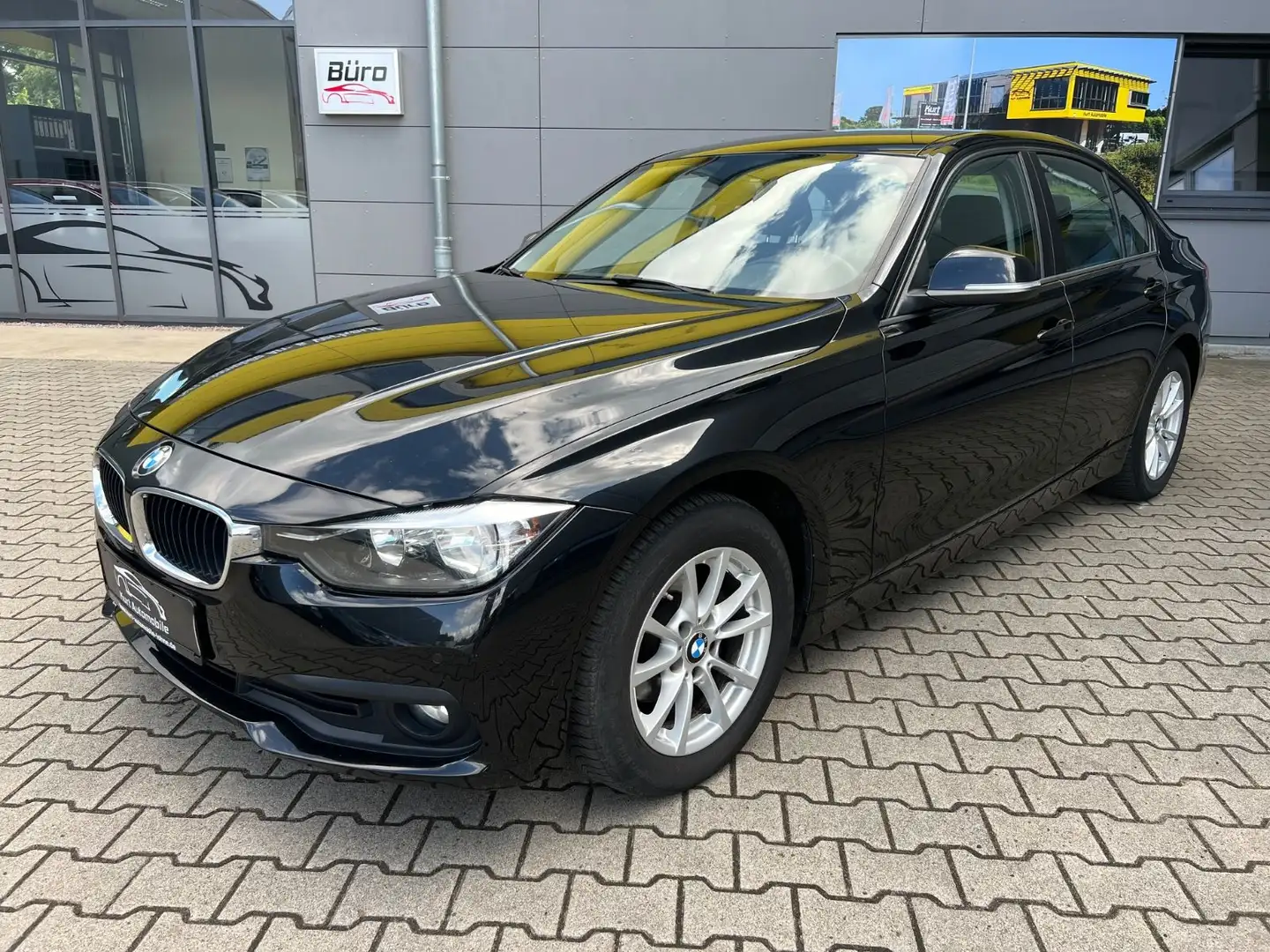 BMW 316 d Advantage/F30/ALU/TEMPOMAT/PDC/KLIMA Schwarz - 2