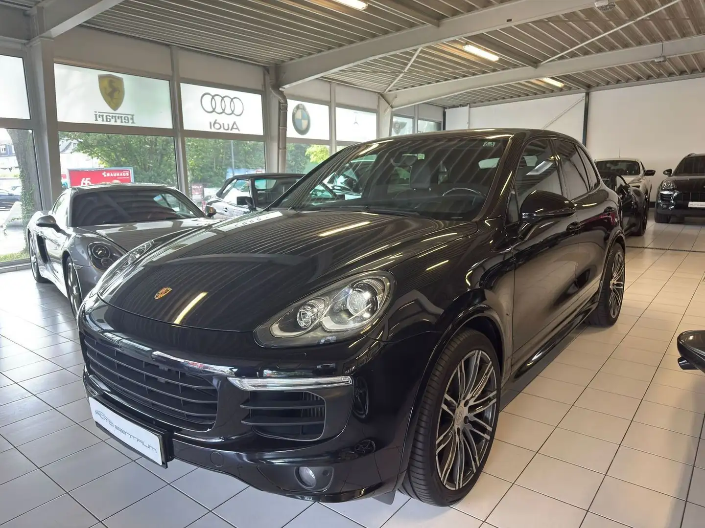 Porsche Cayenne S Diesel/orig. 82000km / Pano/ 21" Schwarz - 2