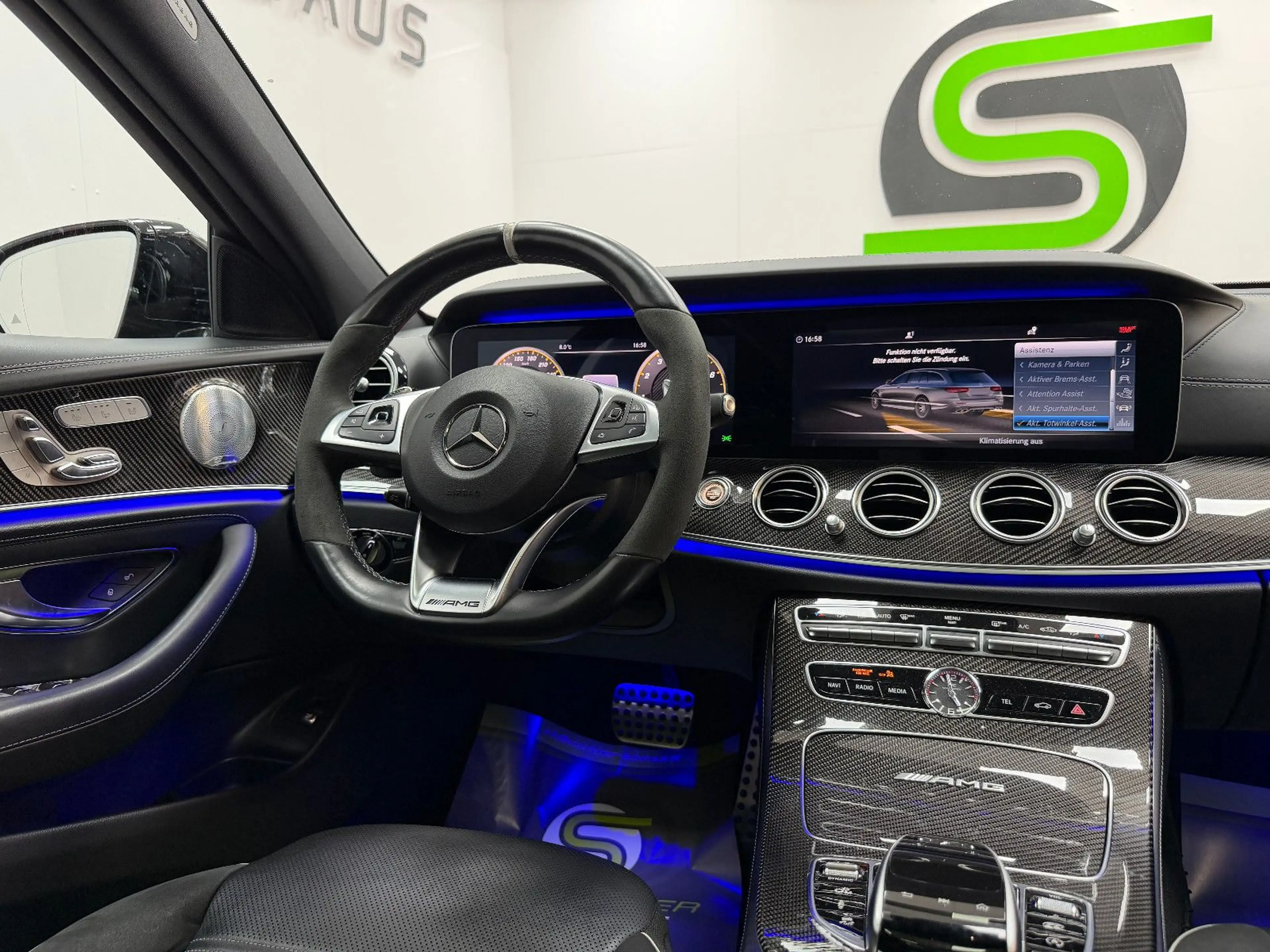 Mercedes-Benz E 63 AMG E 63 S AMG 4Matic / PANO / NIGHT / CARBON / 360° — photo 14