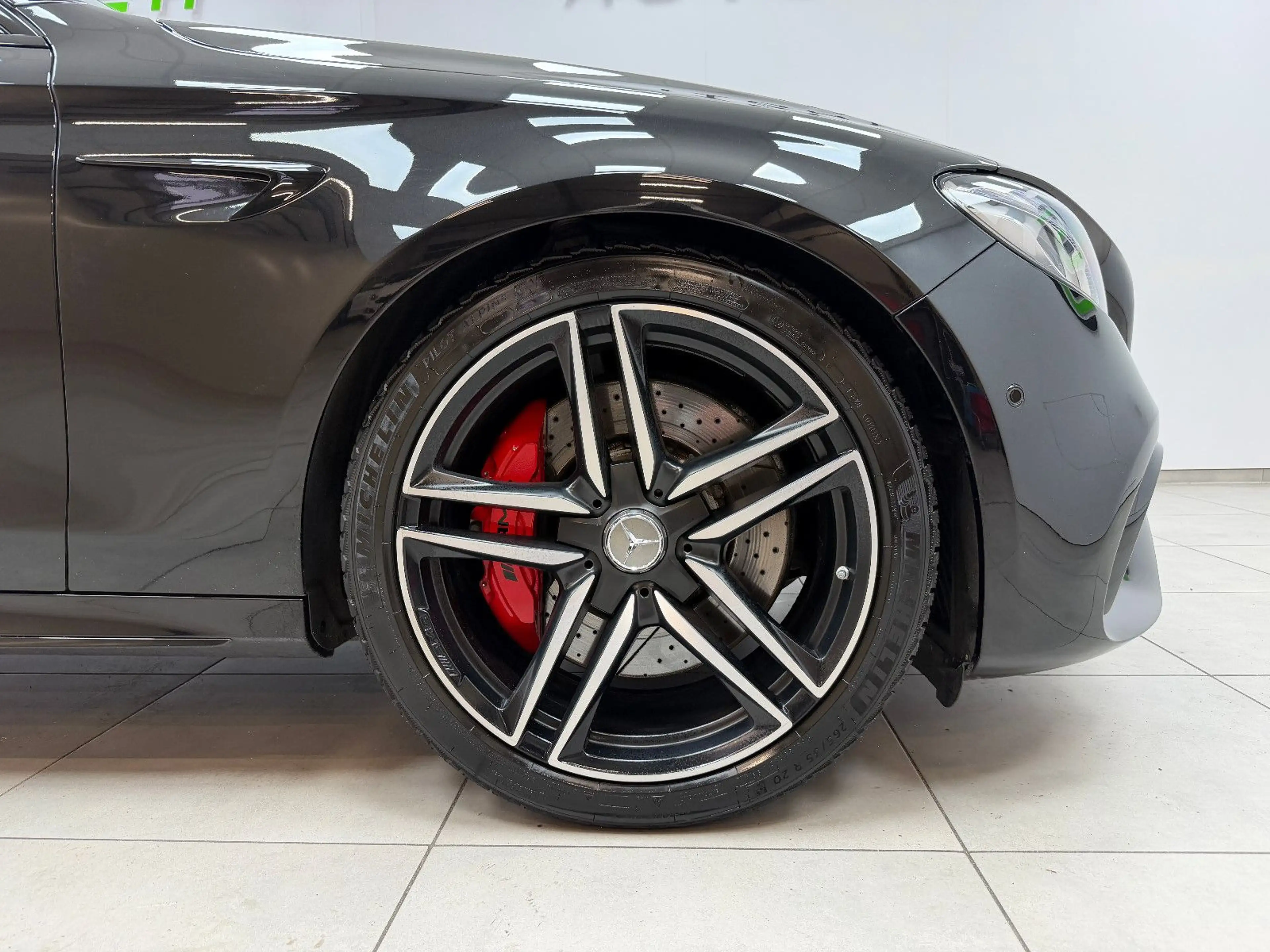 Mercedes-Benz E 63 AMG E 63 S AMG 4Matic / PANO / NIGHT / CARBON / 360° — photo 10