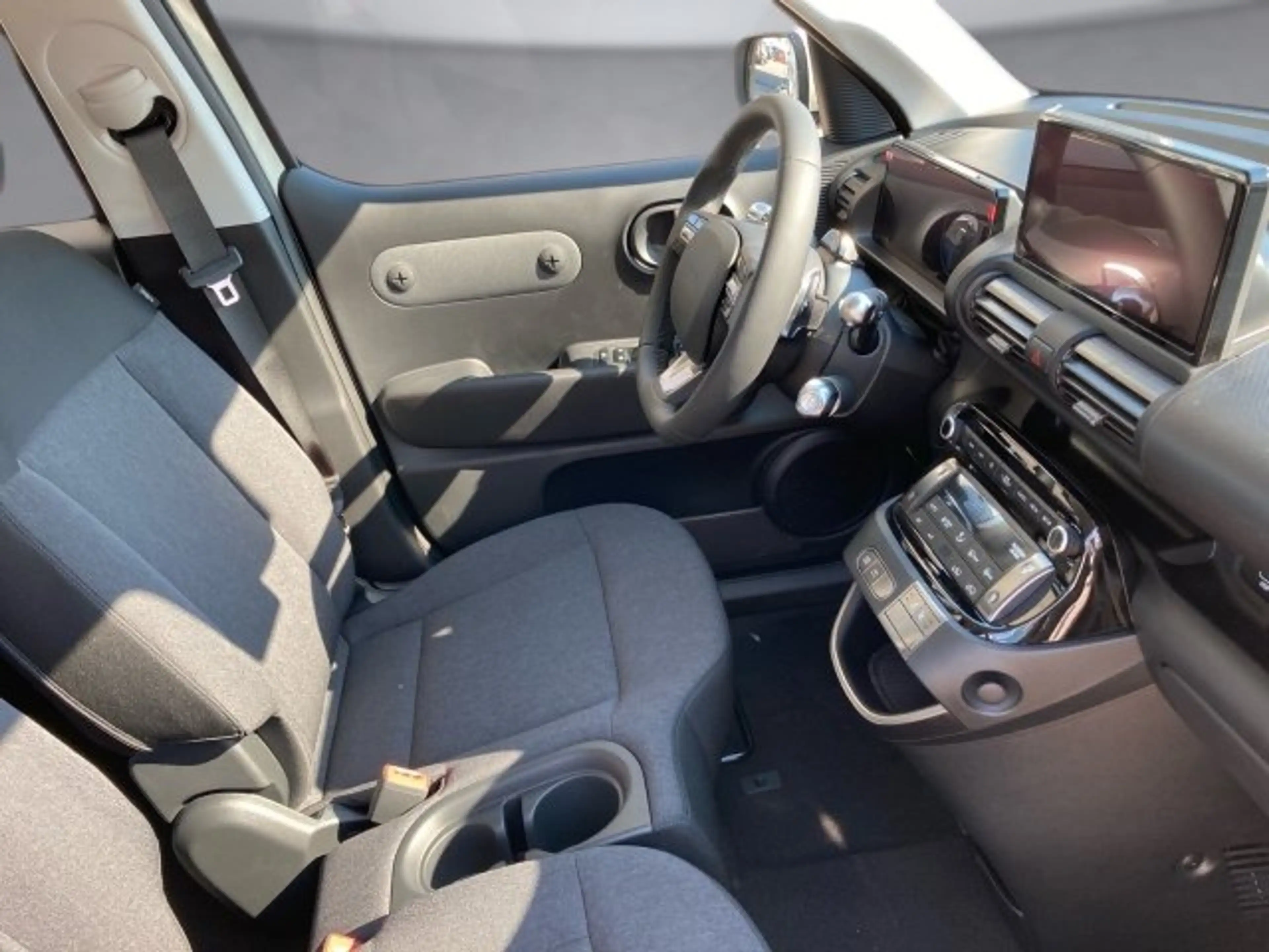 Hyundai Inster Smart Line 49kWh — photo 11