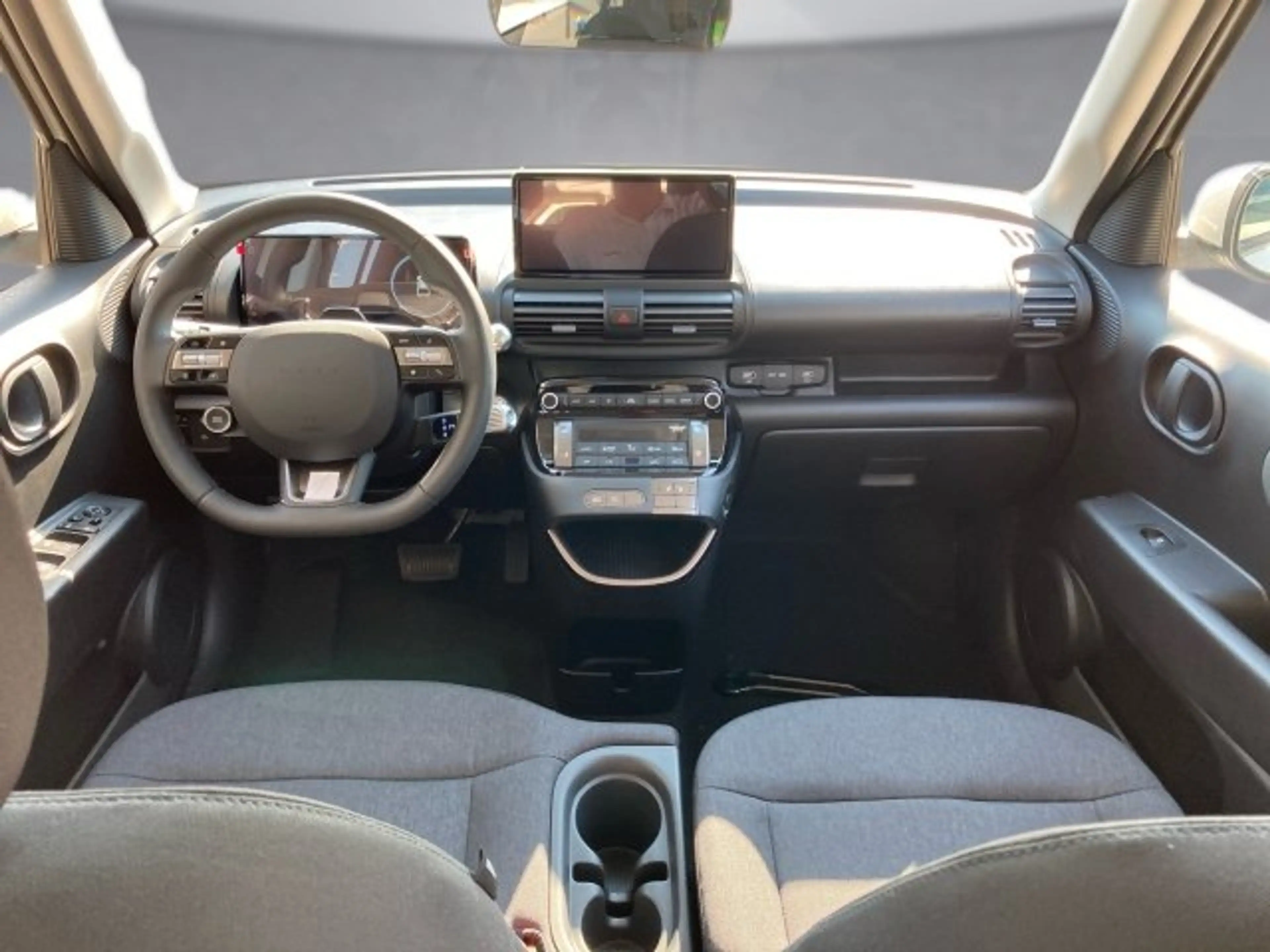 Hyundai Inster Smart Line 49kWh — photo 9