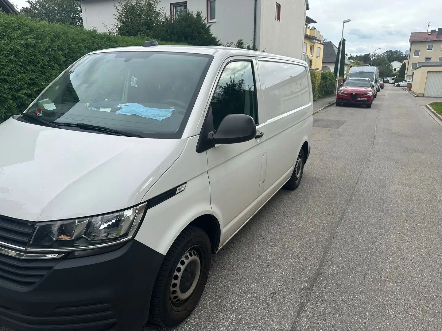Volkswagen T6.1 Transporter Kurz - 1