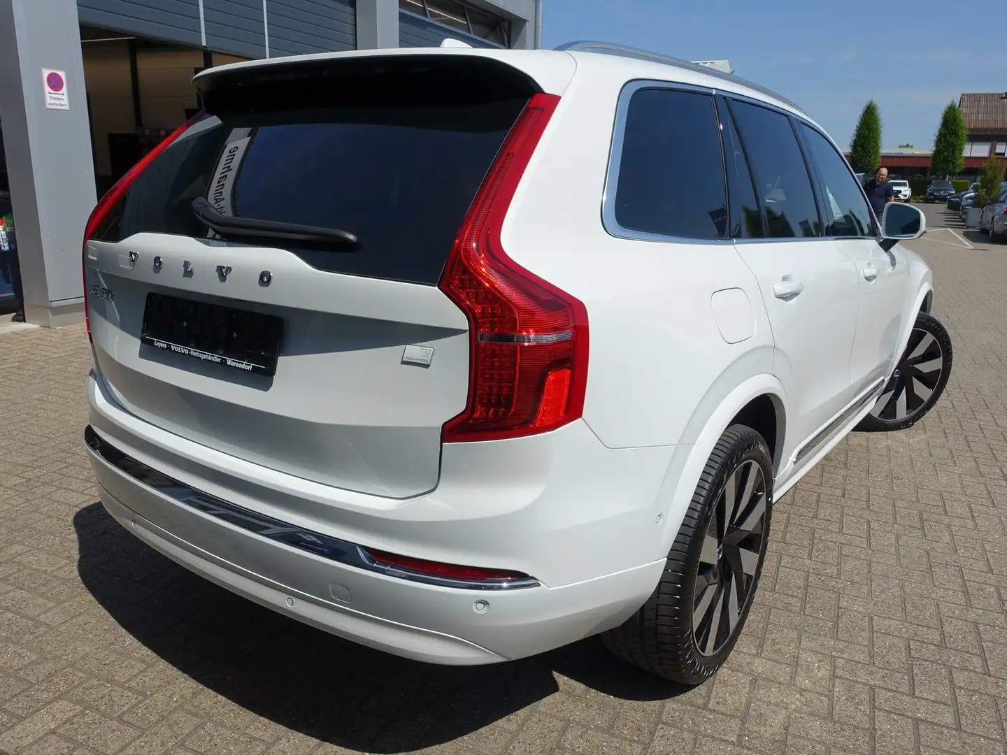 Volvo XC90 Recharge Ultimate T8 AWD/Massage/B&W/360° Weiß - 2