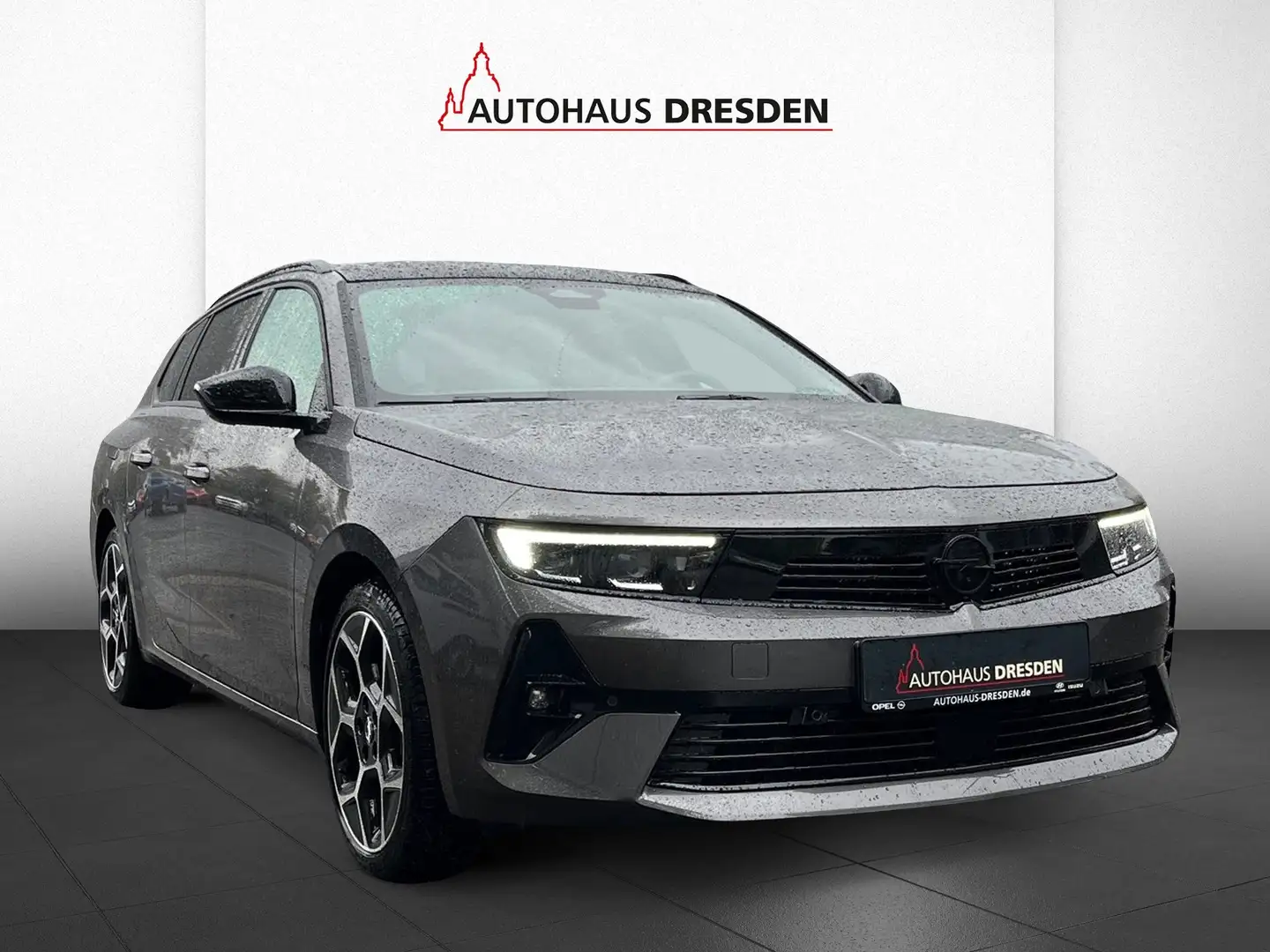 Opel Astra L Sports Tourer 1.2 Turbo - Ultimate Paket Grijs - 2