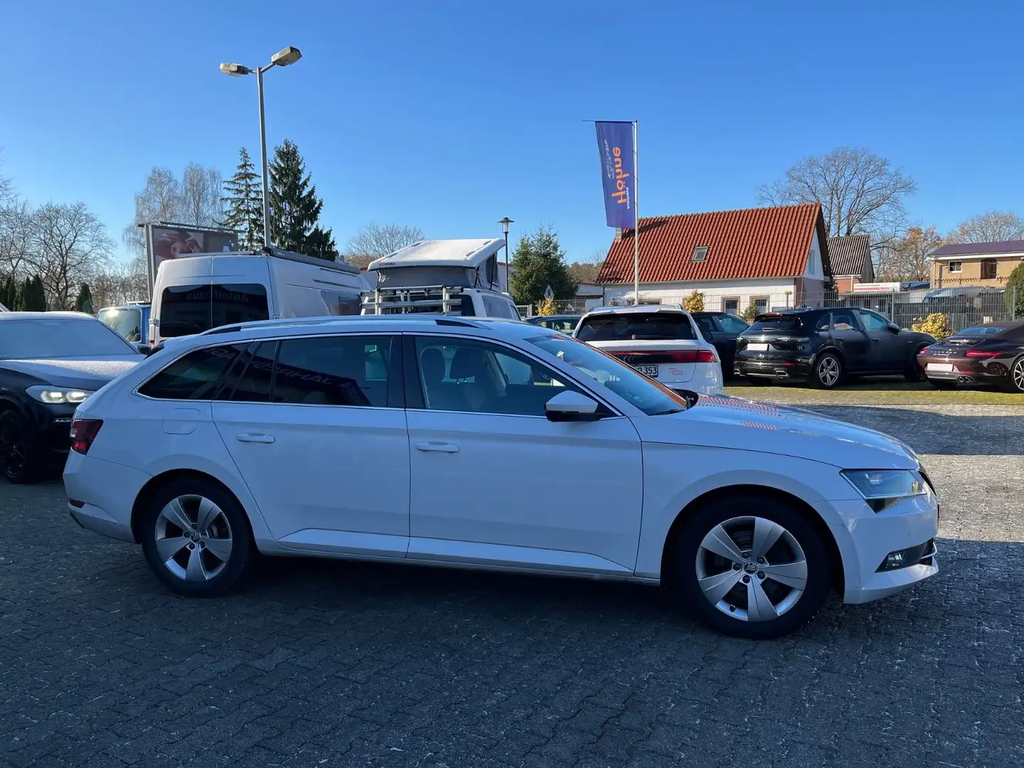 Skoda Superb Combi Style 2.0 TDI-LED-e.Sitze-Kamera Weiß - 2