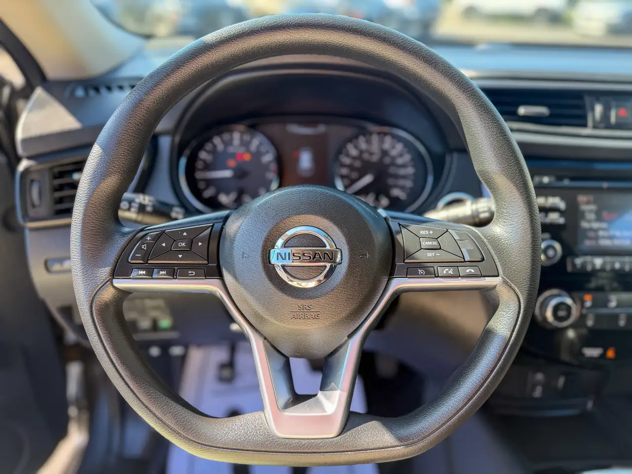 Nissan Rogue fotografie Nissan Rogue