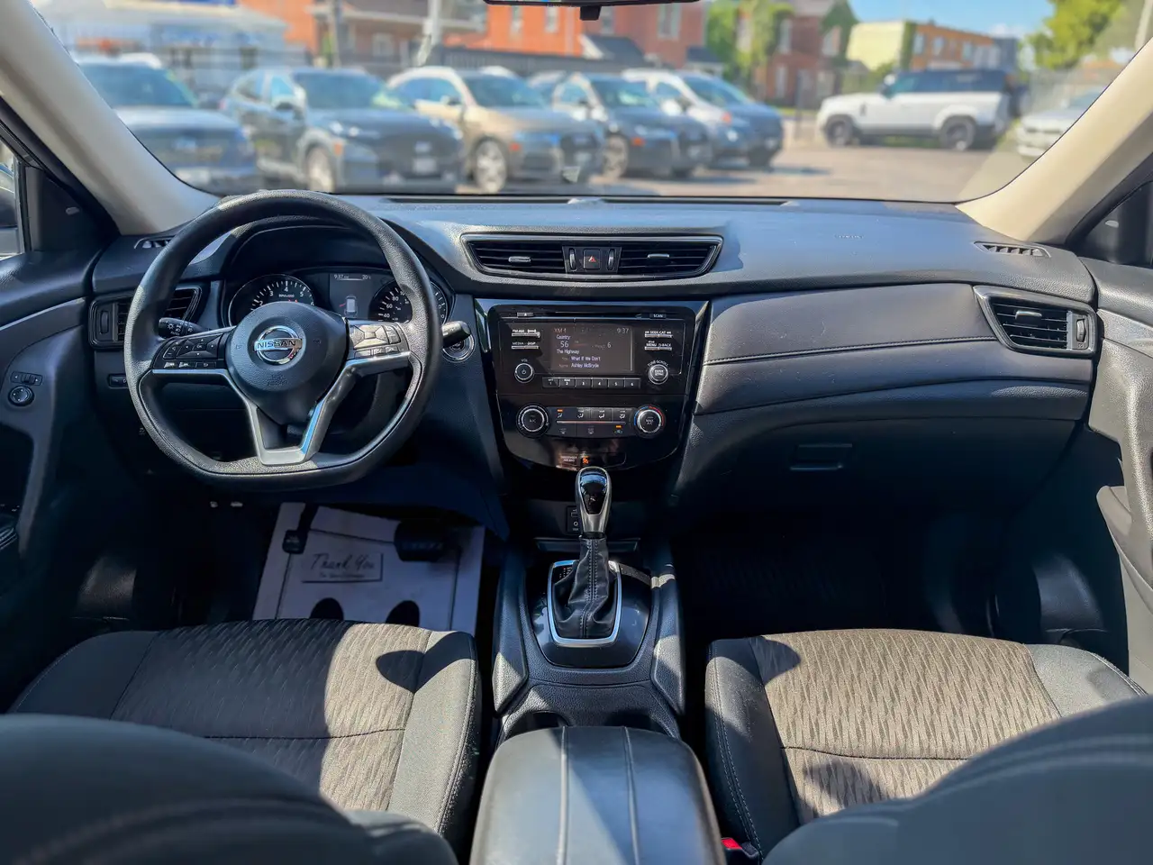 Nissan Rogue fotografie Nissan Rogue