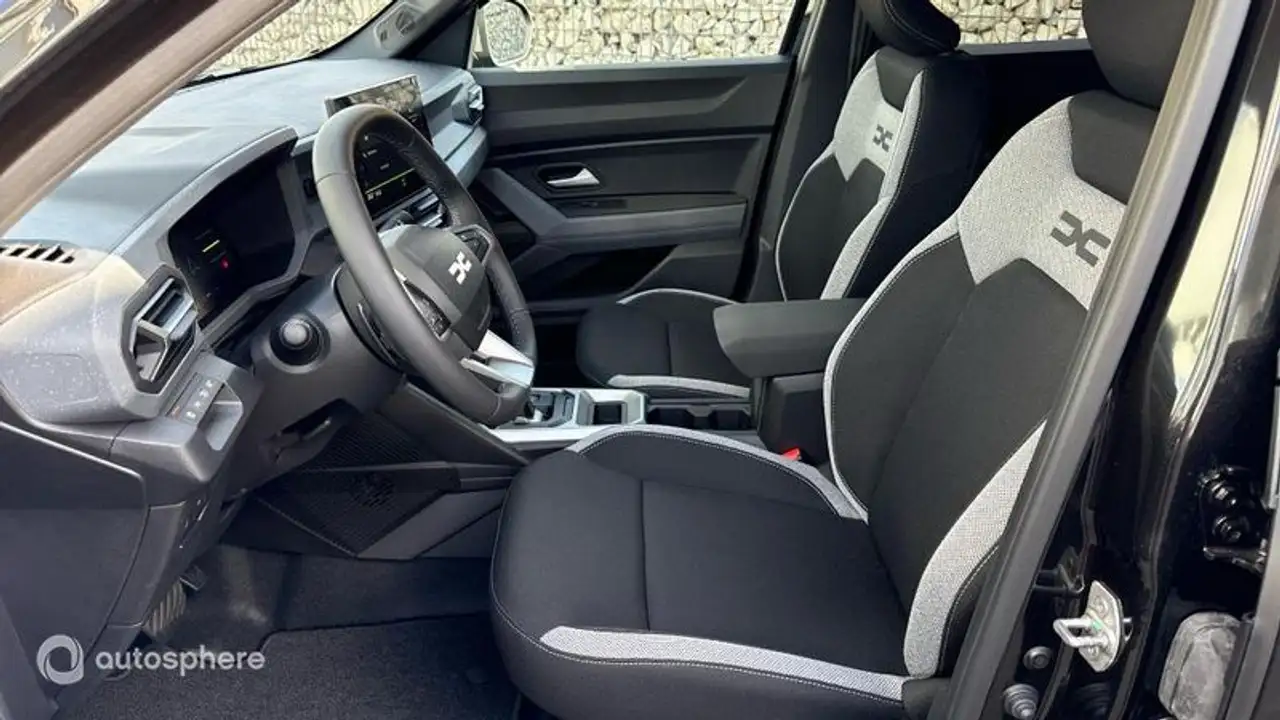 Dacia Duster — photo 12